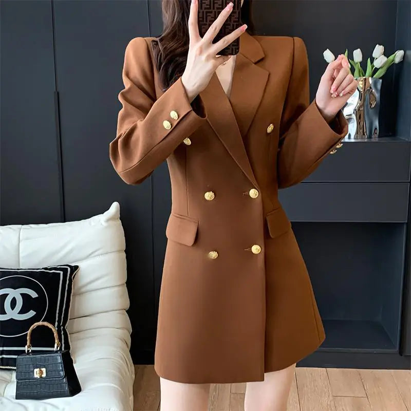 Medium Long Coat in English Style for Men